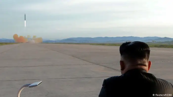 Nordkorea Raketentest Kim Jong Un in Pjöngjang