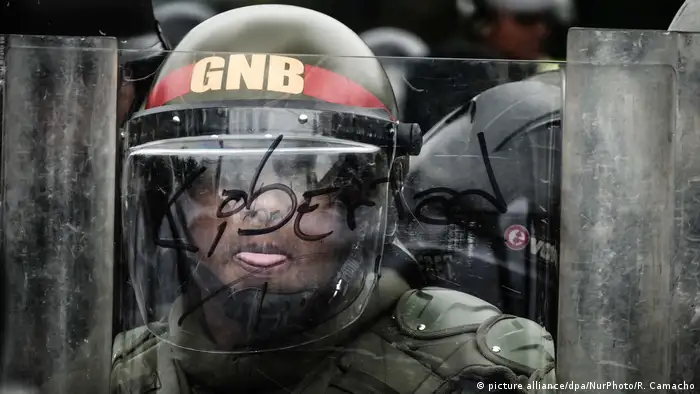 Venezuela Proteste in Caracas (picture alliance/dpa/NurPhoto/R. Camacho)