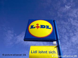 eerste geroosterd brood Puno Critics question Lidl′s call for 10-euro minimum wage | Business | Economy  and finance news from a German perspective | DW | 22.12.2010