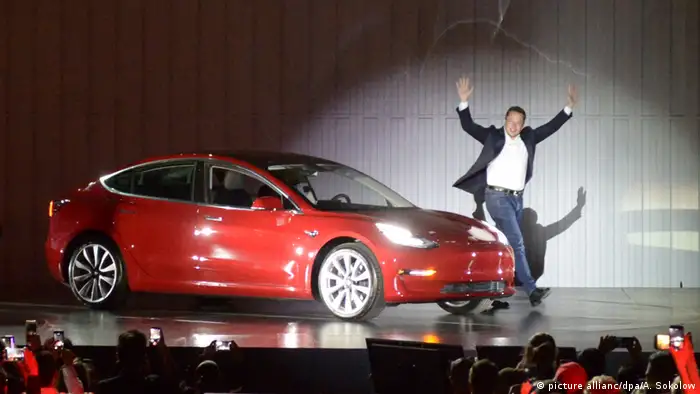 Ілон Маск представляє нову модель Tesla (picture allianc/dpa/A. Sokolow)