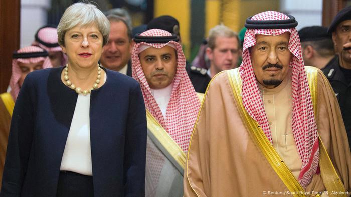 Saudi-Arabien Besuch Theresa May in Riad (Reuters/Saudi Royal Court/B. Algaloud)