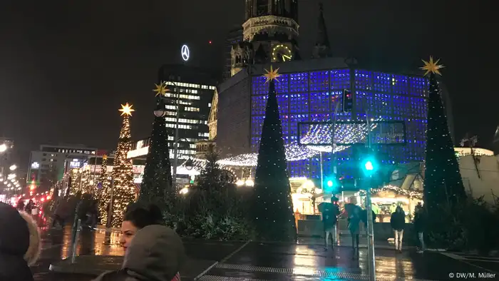 Deutschland Berlin Breitscheidplatz Weihnachtsmarkt 2017