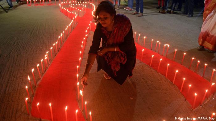 Indien Welt-AIDS-Tag (Getty Images/AFP/A. Day)