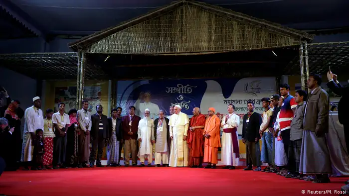 Bangladesch Dhaka - Papst Franziskus besucht Rohingya Flüchtlinge