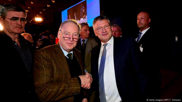 Deutschland Hannover AfD Parteitag Gauland und Meuthen (Getty Images/AFP/T. Schwarz)