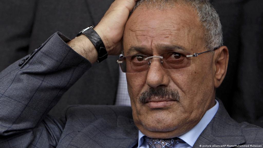 الحوثيين مقتل زعيم أنباء عن