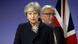 A primeira-ministra britânica, Theresa May, e o presidente da Comissão Europeia, Jean-Claude Juncker, em Bruxelas A primeira-ministra britânica, Theresa May, e o presidente da Comissão Europeia, Jean-Claude Juncker, em Bruxelas