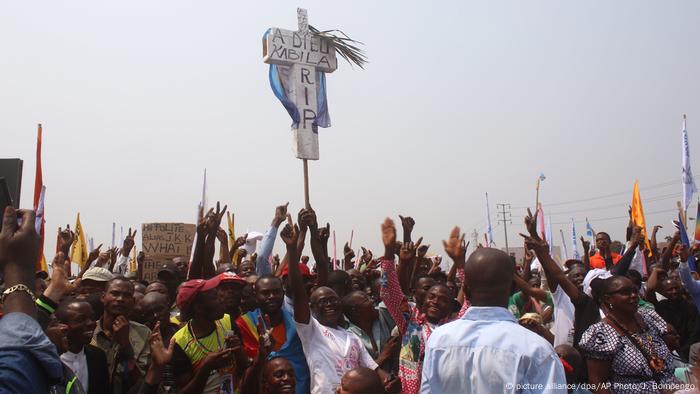 Kongo Opposition (picture alliance/dpa/AP Photo/J. Bompengo)
