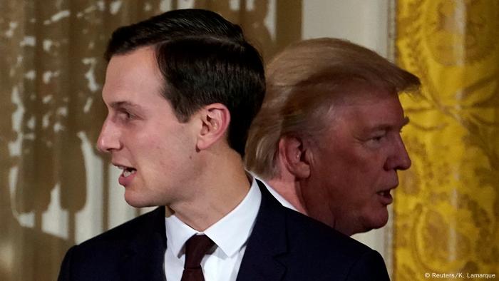 USA Donald Trump und sein Schiegersohn Jared Kushner im Weißen Haus (Reuters/K. Lamarque)