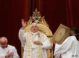 Papst Benedikt Xvi Reist In Den Nahen Osten Deutschland Dw 08 05 2009