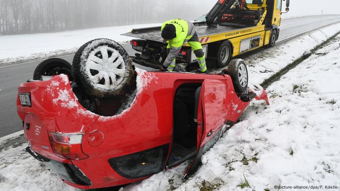 Hiver en Allemagne Verkehr Glatteis (photo-alliance/dpa/F. Kästle)