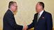 Джеффри Фелтман и министр иностранных дел КНДР Ли Ён Хо Джеффри Фелтман и министр иностранных дел КНДР Ли Ён Хо