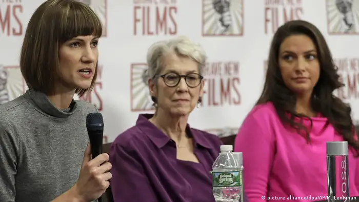 USA Frauen erneuern Belästigungsvorwürfe gegen Donald Trump (picture alliance/dpa/AP/M. Lennihan)