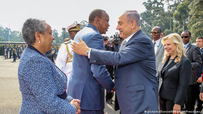 Netanyahu greets Kenya's President Kenyatta in 2016