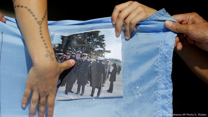 Argentinien - Versunkenes U-Boot (picture-alliance/AP Photo/V. Robles)