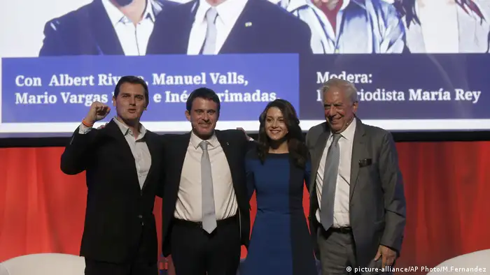 Albert Rivera, Manuel Valls, Ines Arrimadas, Mario Vargas Llosa (picture-alliance/AP Photo/M.Fernandez)