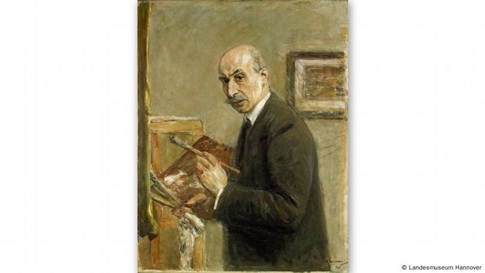 In this 1916 self-portrait, Max Liebermann captures himself at the age of 69. 