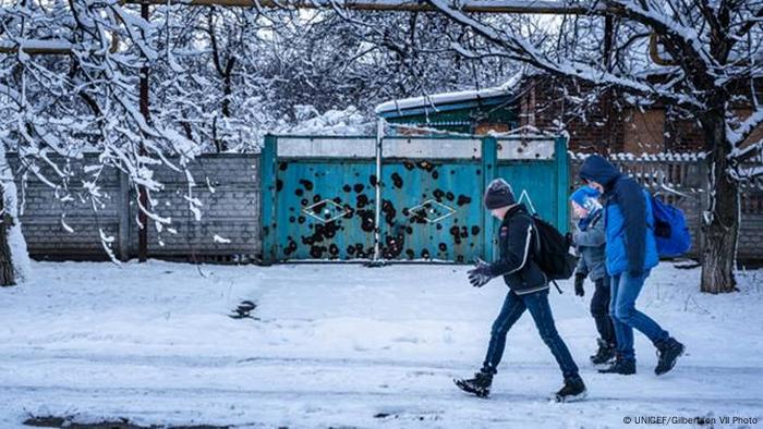 Дети в Донбассе Дети в Донбассе
