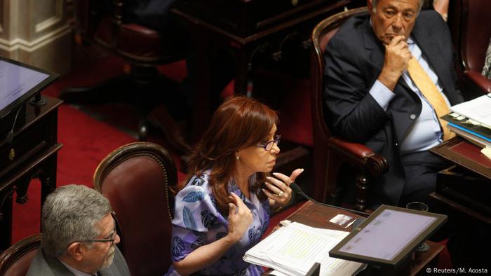 Argentinien Cristina Kirchner im Senat (Reuters/M. Acosta)
