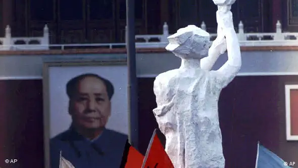 China Flashgalerie Peking Tiananmen Jahrestag 30 Mai 1989 Göttin der Demokratie