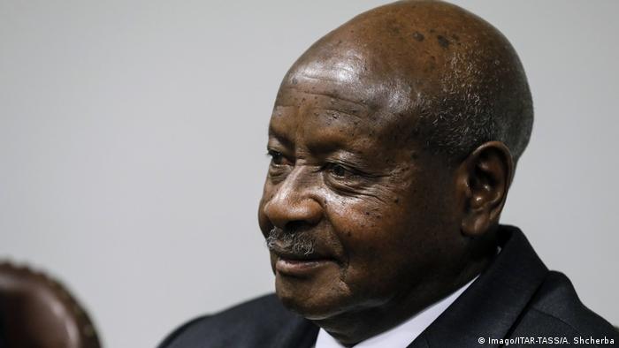Uganda Yoweri Museveni Signs Law Removing Presidential Age Limit News Dw 02 01 2018