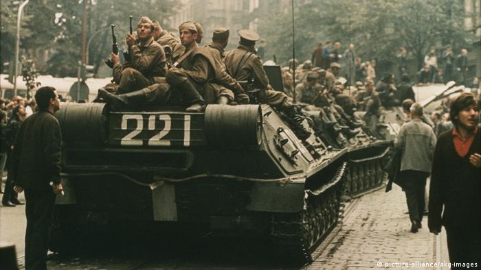 Советские танки в Праге 21 августа 1968 года