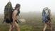 Nudistas fazem caminhada em Lands End (Cornwall) Nudistas fazem caminhada em Lands End (Cornwall)
