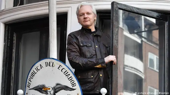 London, Julian Assange