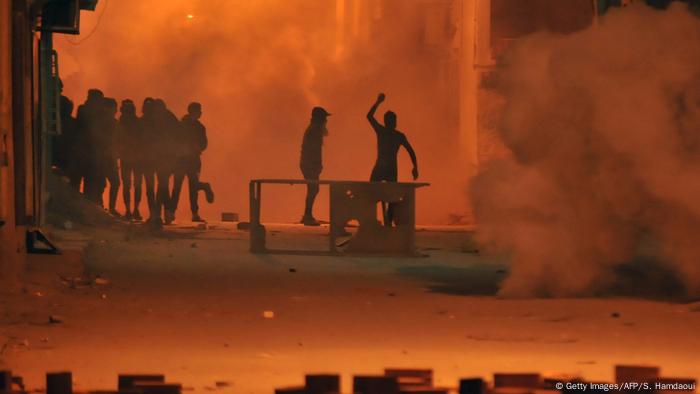 Tunesien Proteste (Getty Images/AFP/S. Hamdaoui)