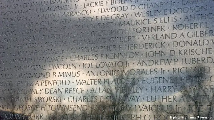 Vietnam 50 Jahre Tet-Offensive BG | Vietnam Memorial in Washington (picture alliance/Photoshot)