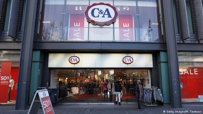 Forzado Centro de producción Frente a ti Se volverá china la tienda de ropa C&A? | El Mundo | DW | 15.01.2018