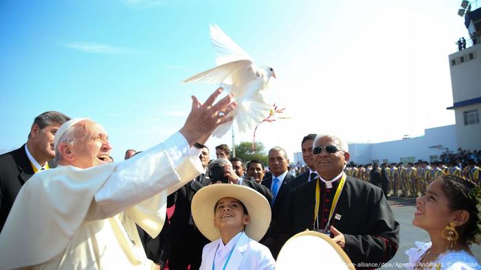 Pope and the dove of peace