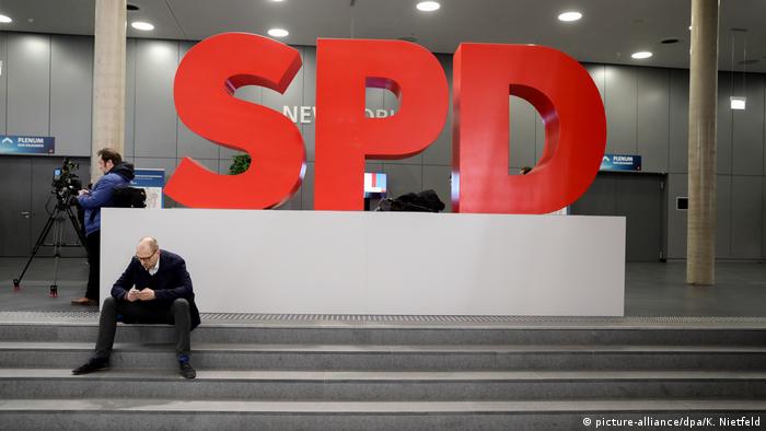 Рейтинг соціал-демократів у ФРН катастрофічно впав