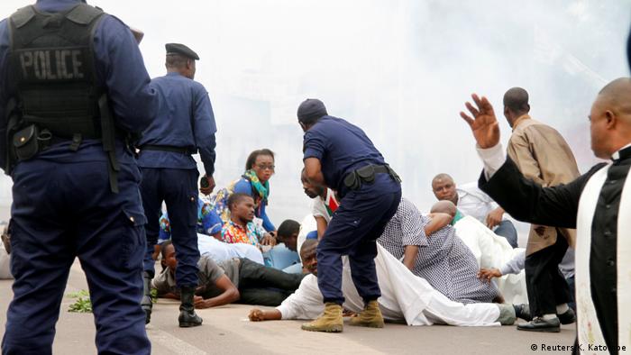 Le général Delphin Kahimbi est accusé dans la répression des manifestants en RDC sous l'ancien régime.