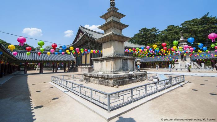 BG Ten Reasons South Korea |  Bulguksa Temple (picture alliance/robertharding/M. Runkel)