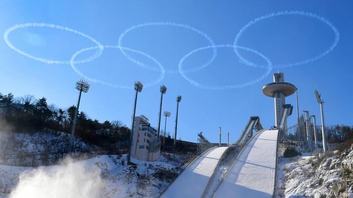 BG Ten Reasons South Korea |  Pyeongchang, (picture alliance/YNA/Air Force)