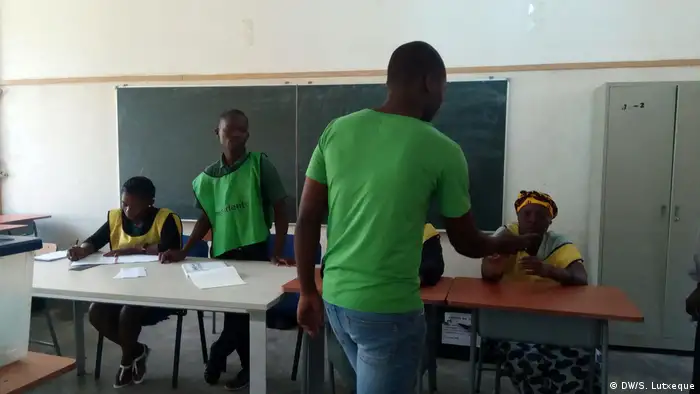 Mosambik Wahlen in Nampula (DW/S. Lutxeque)