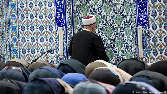 Deutschland DiTiB-Moschee in Stuttgart