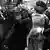 Uk Suffragetten | Suffragetten werden von britischen Polizisten abgeführt