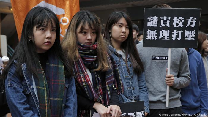 香港人 中国人 港青年身份认同调查引深思 德国之声来自德国介绍德国 Dw 11 04 18