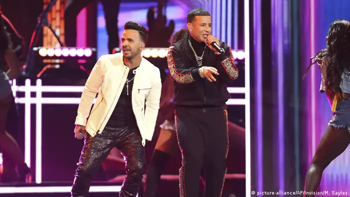 Grammy Awards | Luis Fonsi und Daddy Yankee (picture-alliance/AP/Invision/M. Sayles)