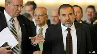 Lieberman (right) with the much taller Ruprecht Polenz, Chairman of the Foreign Affairs Committee