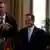 Мэр Киева Виталий Кличко передает символические ключи от "Евровидения" мэру Лиссабона Фернандо Медине