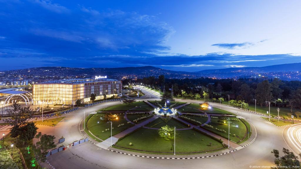 Coronavirus Rwanda Imposes Africa S First Lockdown Africa Dw 22 03 2020