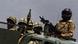 Pakistanische Soldaten auf Fahrzeug (Foto: AP) Pakistanische Soldaten auf Fahrzeug (Foto: AP)