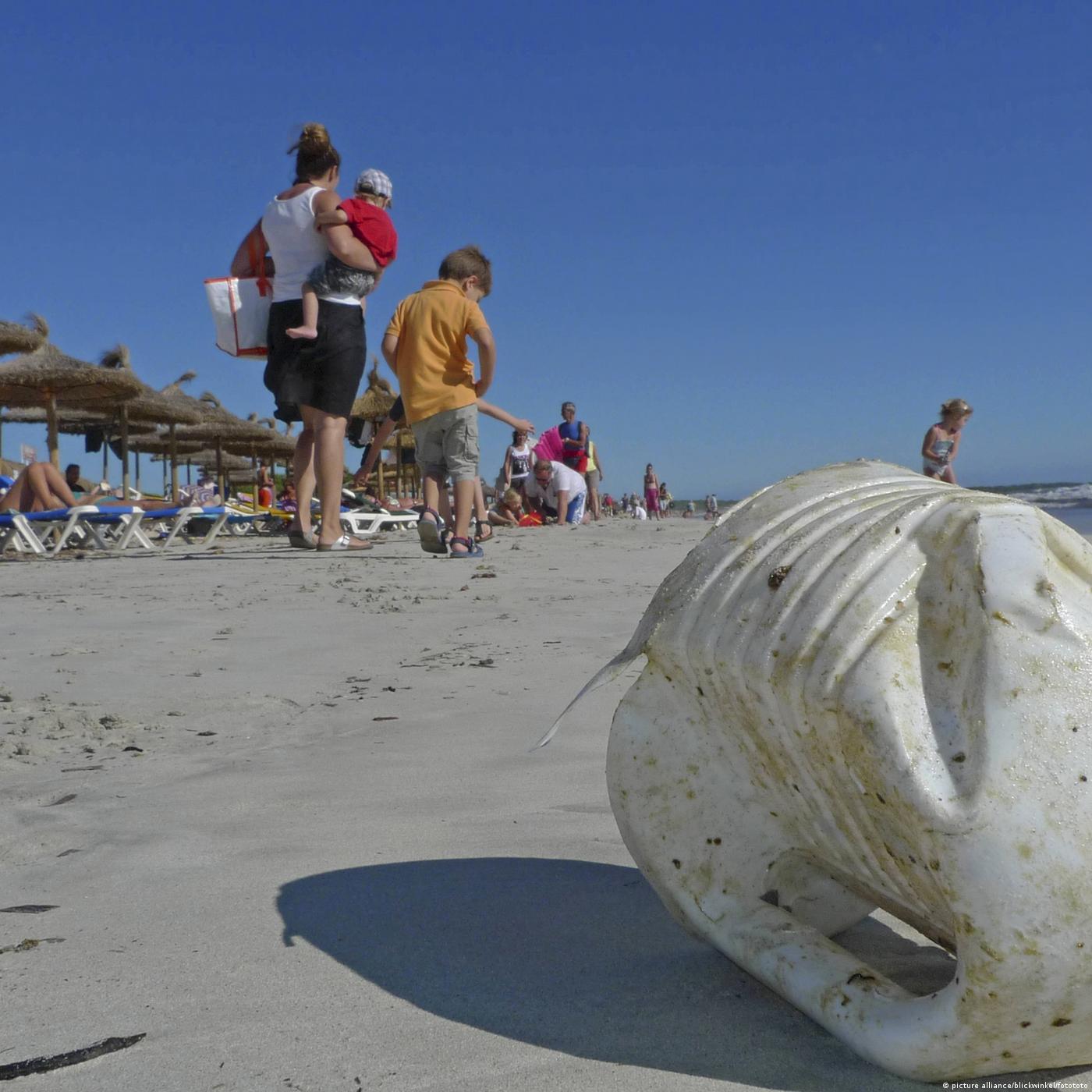 Living Planet: Plastic pollution and us
