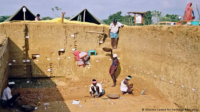 Indien Attirampakkam Ausgrabung Steinwerkzeuge (Sharma Centre for Heritage Education)