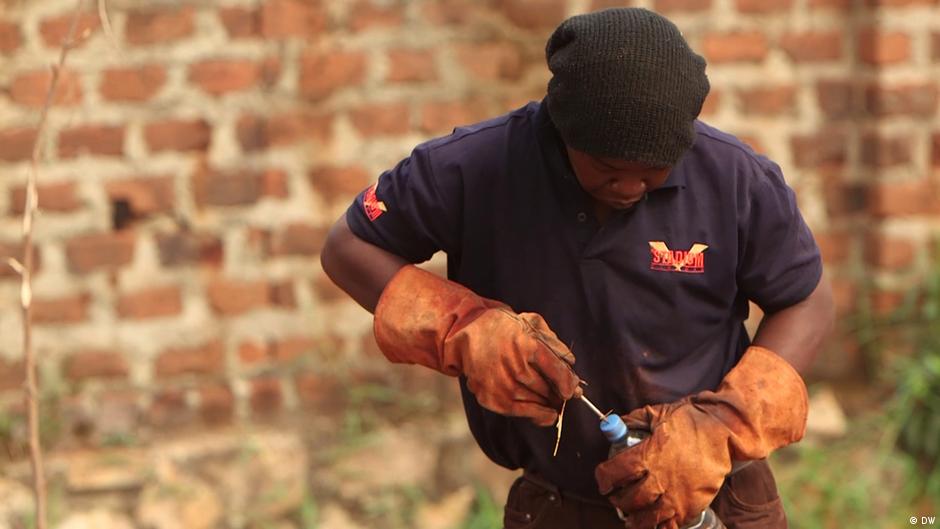 Using plastic waste to grow food DW 07/19/2018