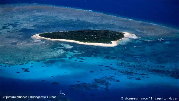 Flash-Galerie Blick auf die Green Island im Great Barrier Reef bei Cairns Queensland Australien