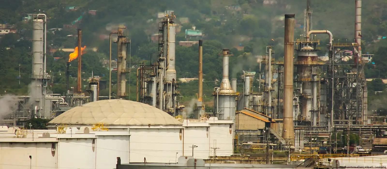 Venezuela starts sale of Petro cryptocurrency